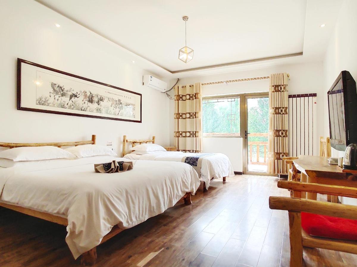 Dunhuang Silk Yododo Inn Exterior photo